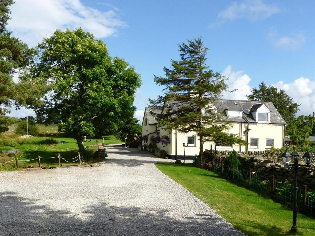 Llwyn Onn Guest House, North Wales Pentrefoelas Extérieur photo
